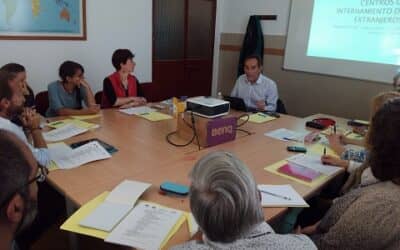 Formación sobre los CIEs en Claver -Sevilla