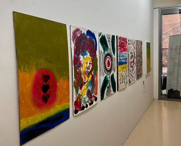 Arte, emoción e inclusión en el taller de Arrels Sant Ignasi en Lleida